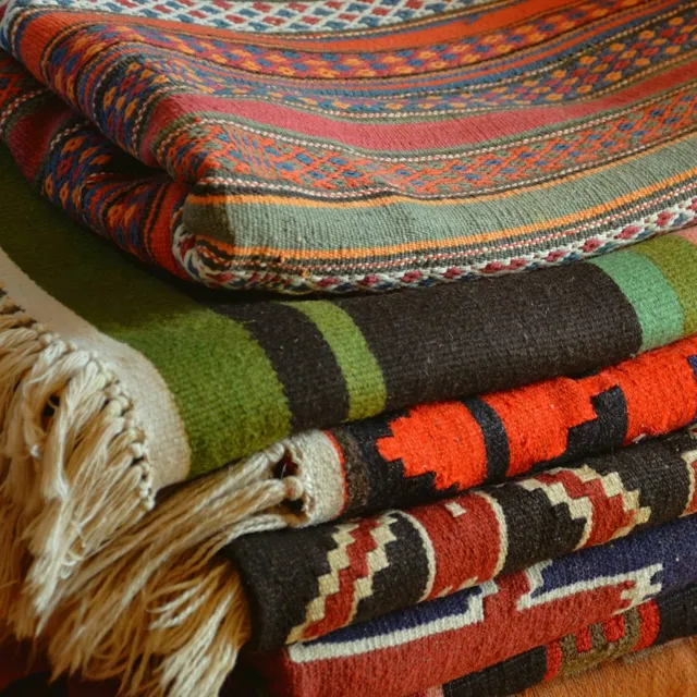 Dokuma Kilim
